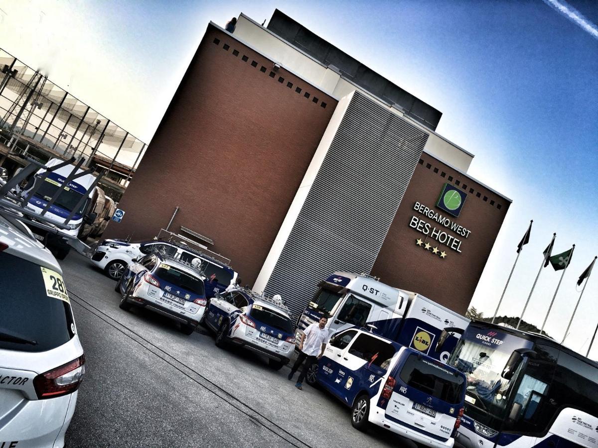 Bes Hotel Bergamo Ovest Mozzo Esterno foto