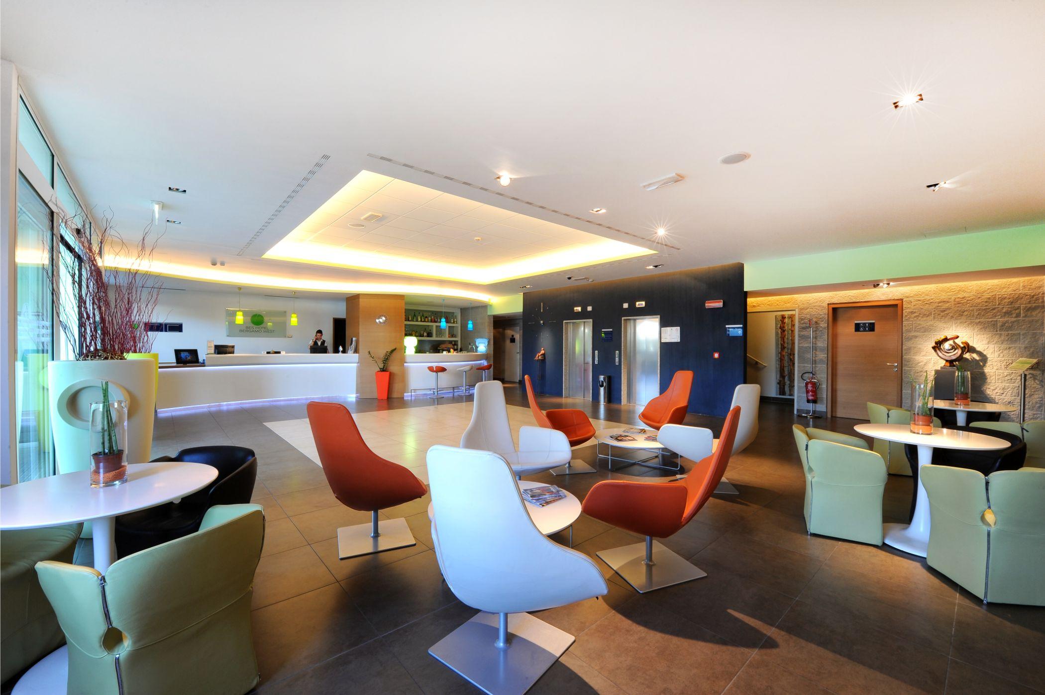Bes Hotel Bergamo Ovest Mozzo Esterno foto
