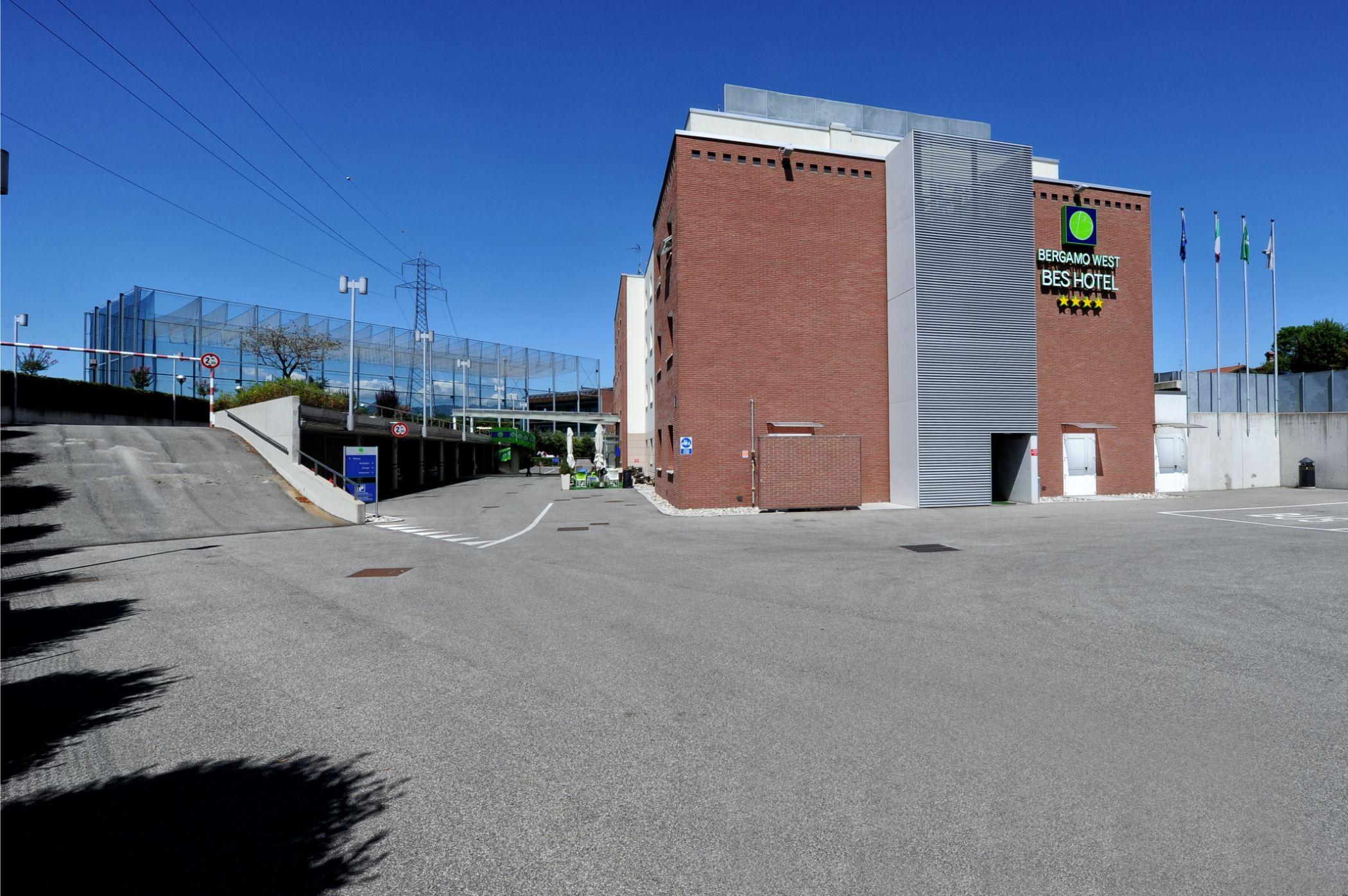 Bes Hotel Bergamo Ovest Mozzo Esterno foto