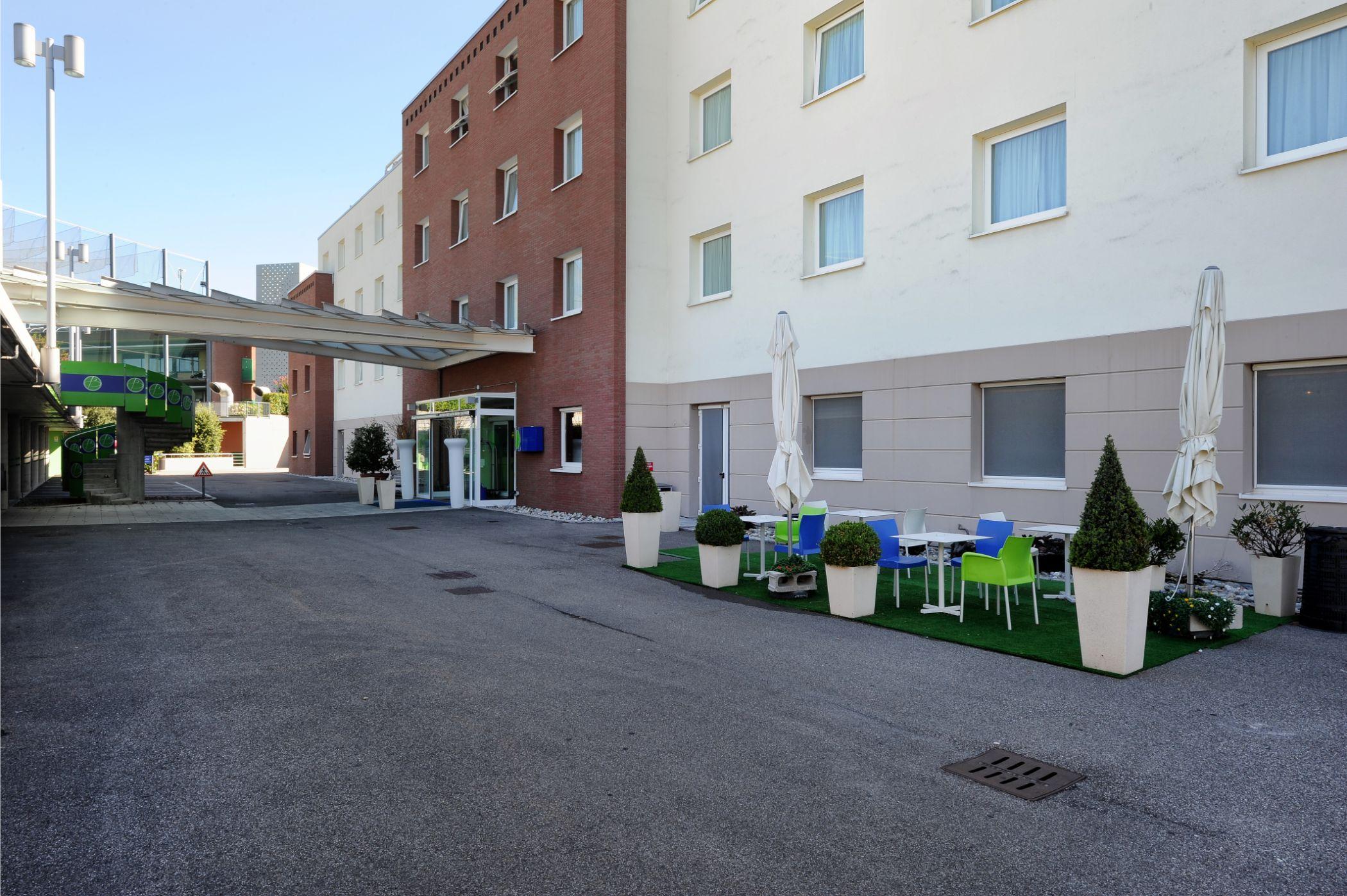Bes Hotel Bergamo Ovest Mozzo Esterno foto