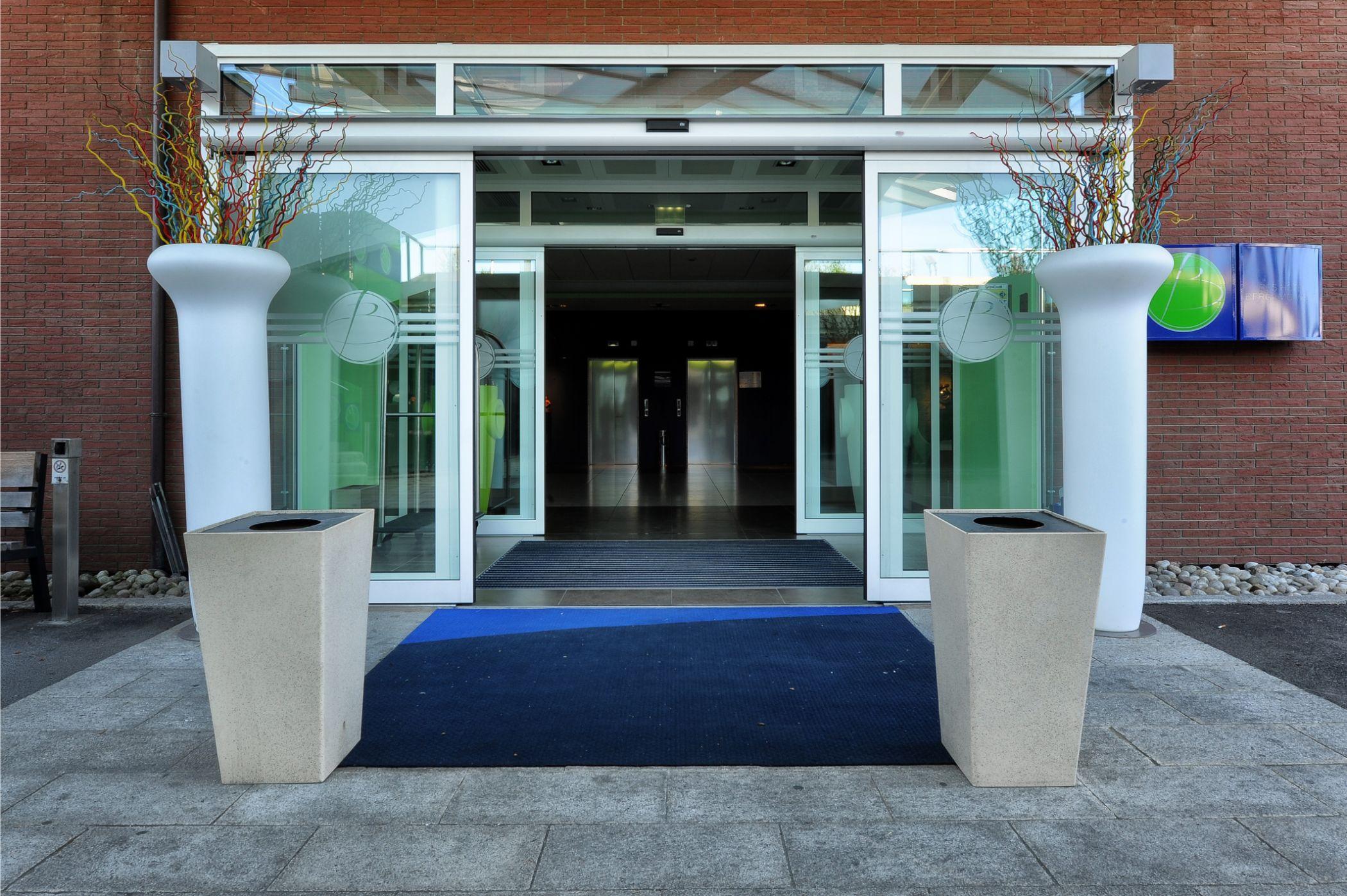 Bes Hotel Bergamo Ovest Mozzo Esterno foto